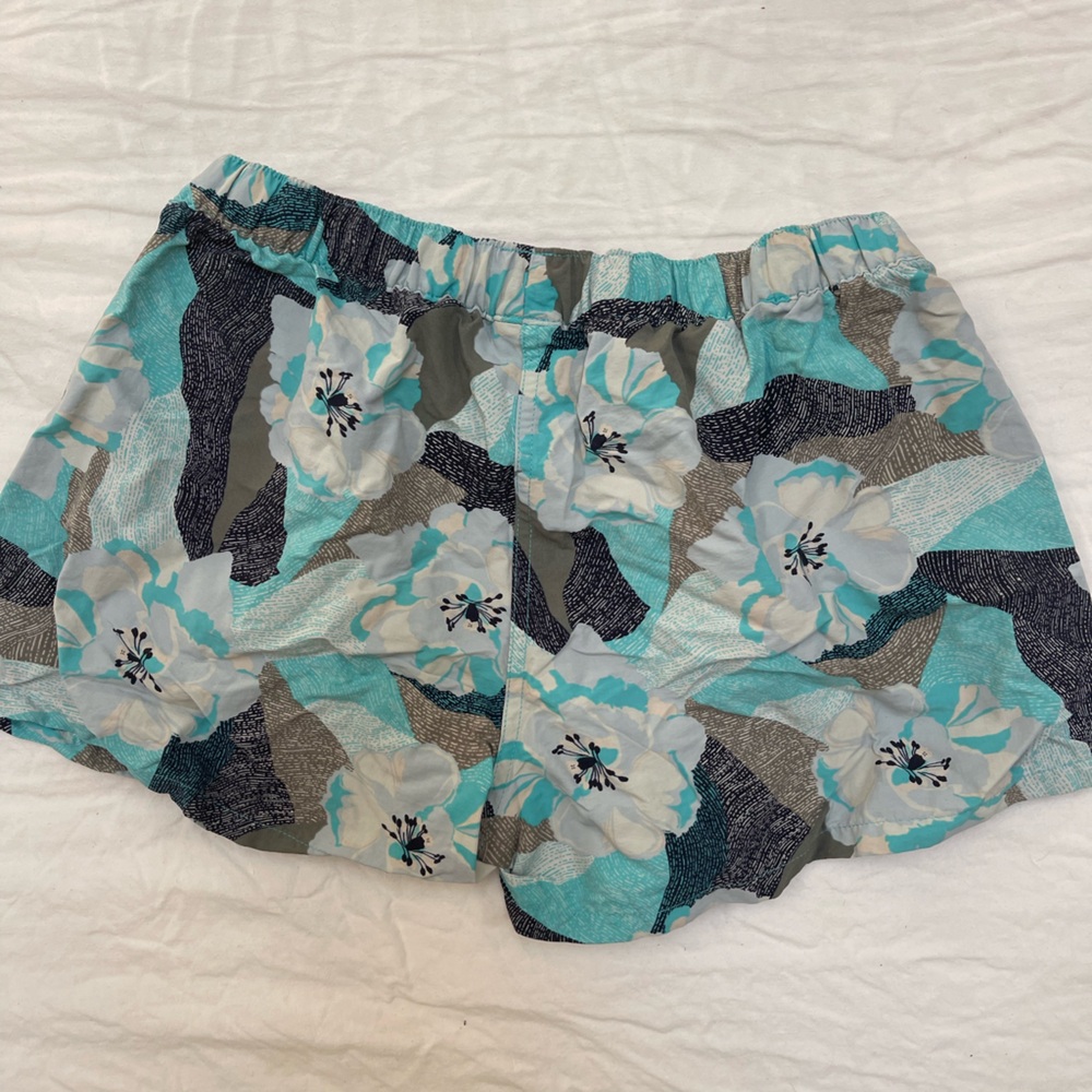 Patagonia Floral shorts in Aqua, Navy, Gray and Tan